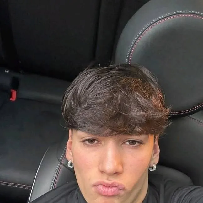 chat with ai character: Giovanni 