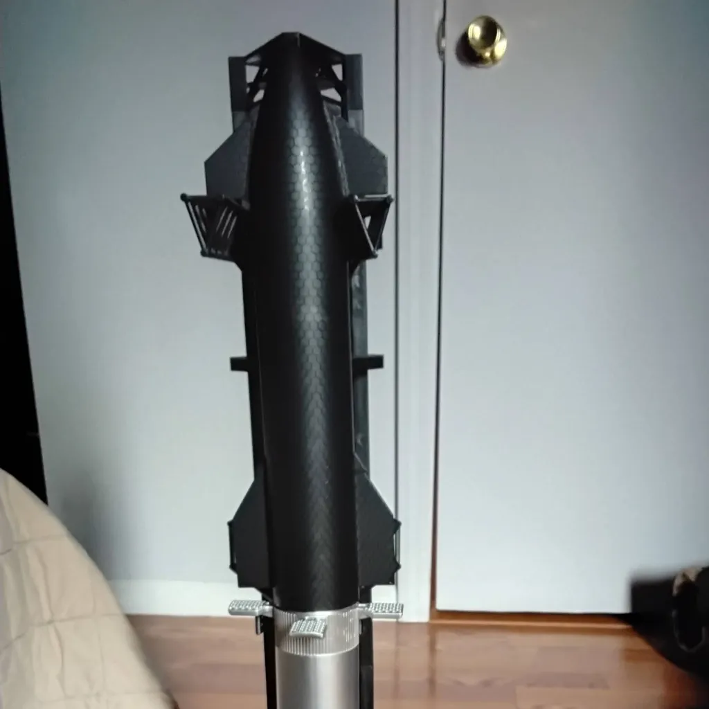 chat with ai character: SpaceX 