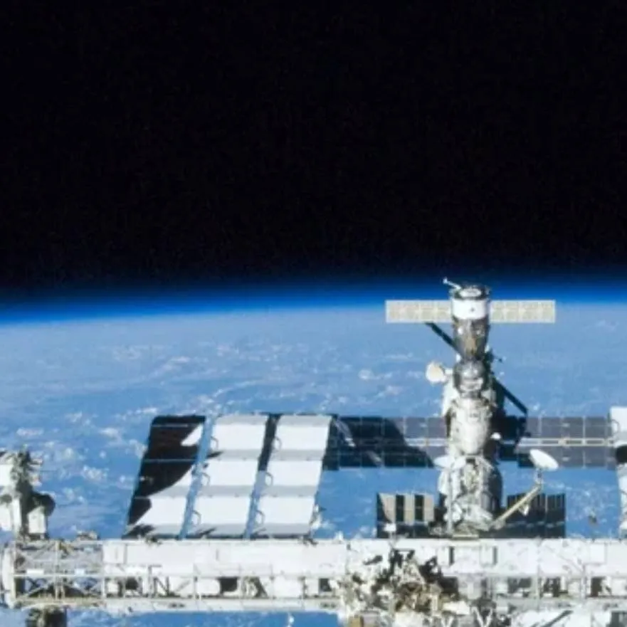 chat with ai character: ISS