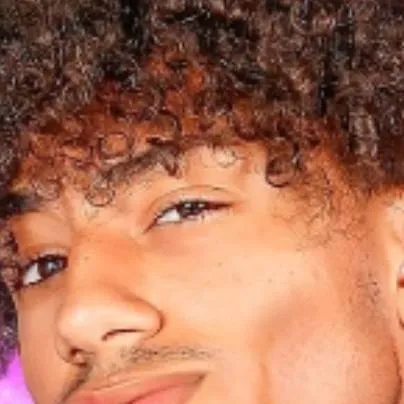 chat with ai character: ★°~erm idk~°★