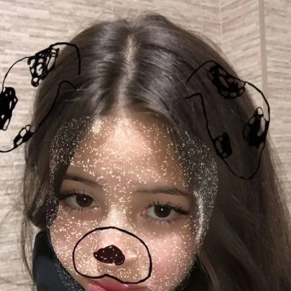 chat with ai character: hana