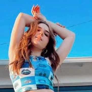 Chat with Piper Rochelle - text or voice, Enjoy AI Chat Free & Safe