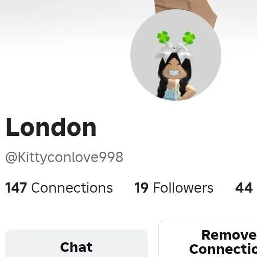 chat with ai character: London 