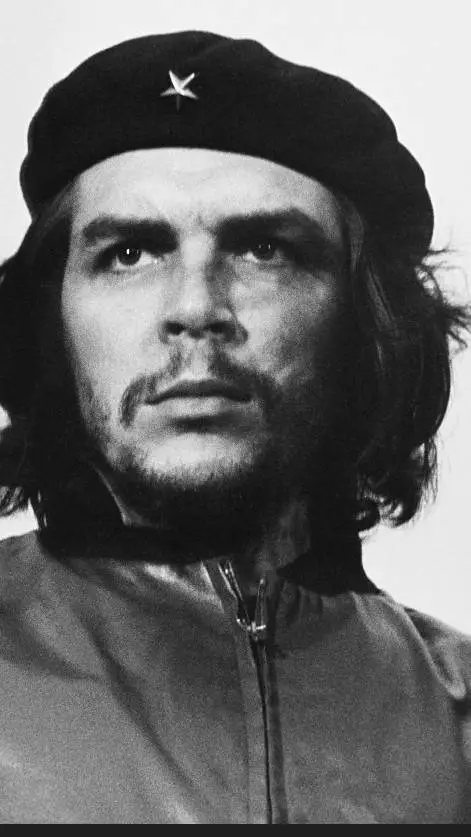 ai character: Che guevara 🫡 background