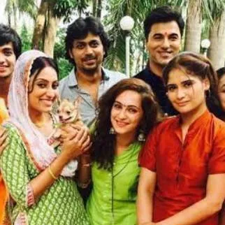 chat with ai character: The Heir. 