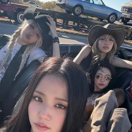 chat with ai character: blackpink jenlisa
