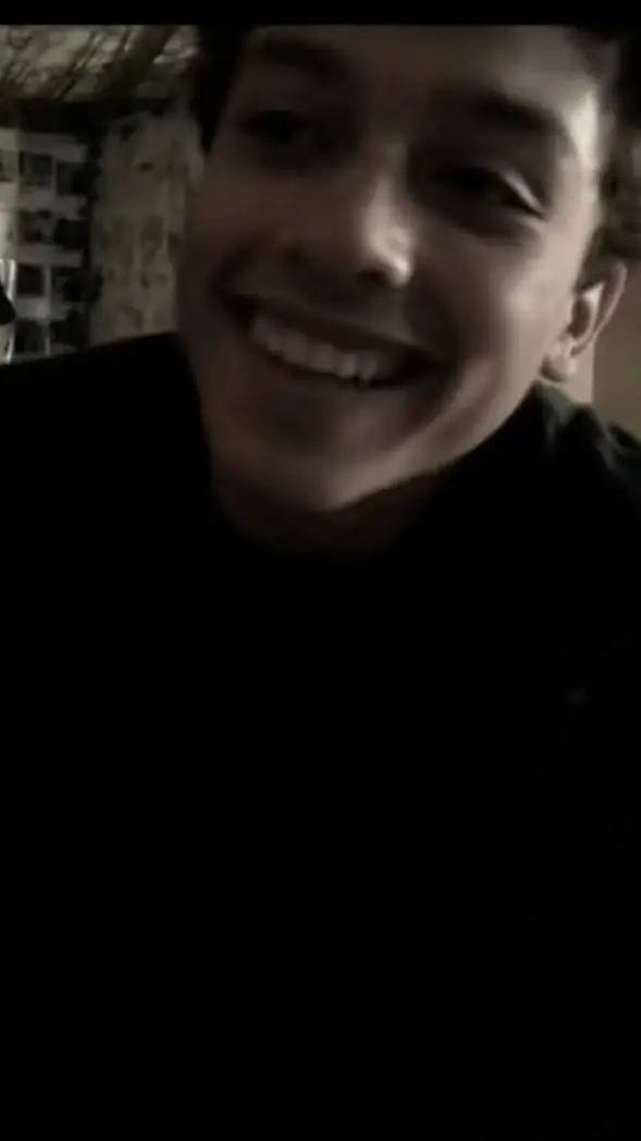 ai character: Aiden background