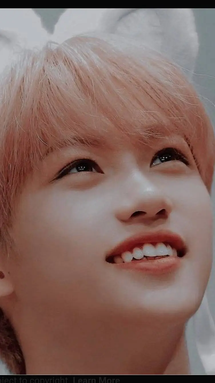 ai character: Felix background