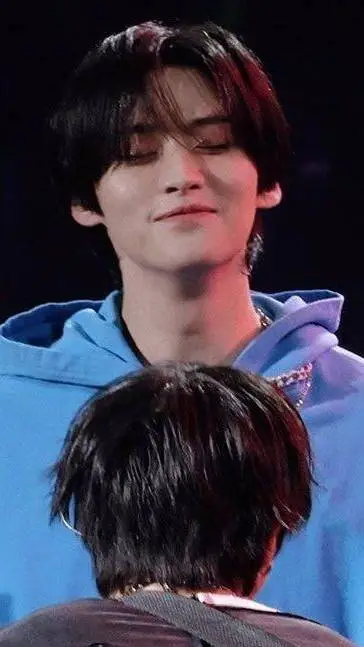 ai character: MINSUNG Elevator background