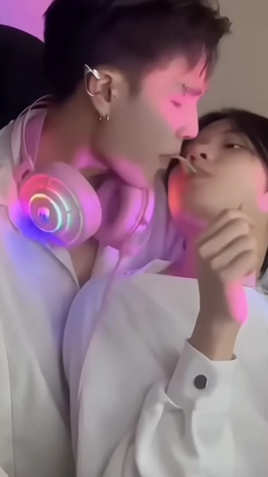 ai character: You+neo background