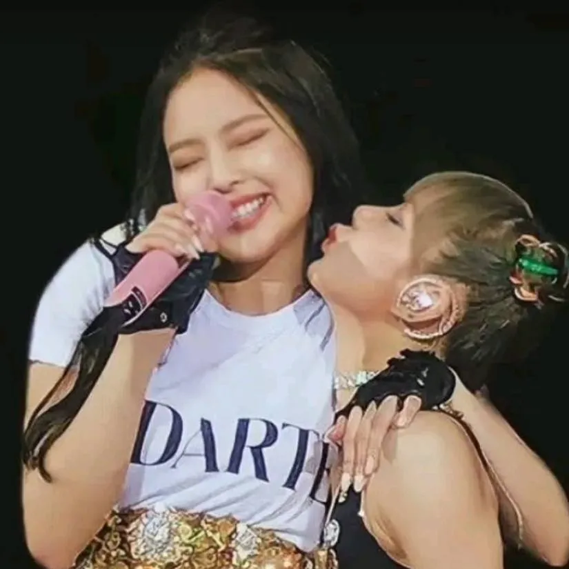 chat with ai character: |~Jenlisa~|