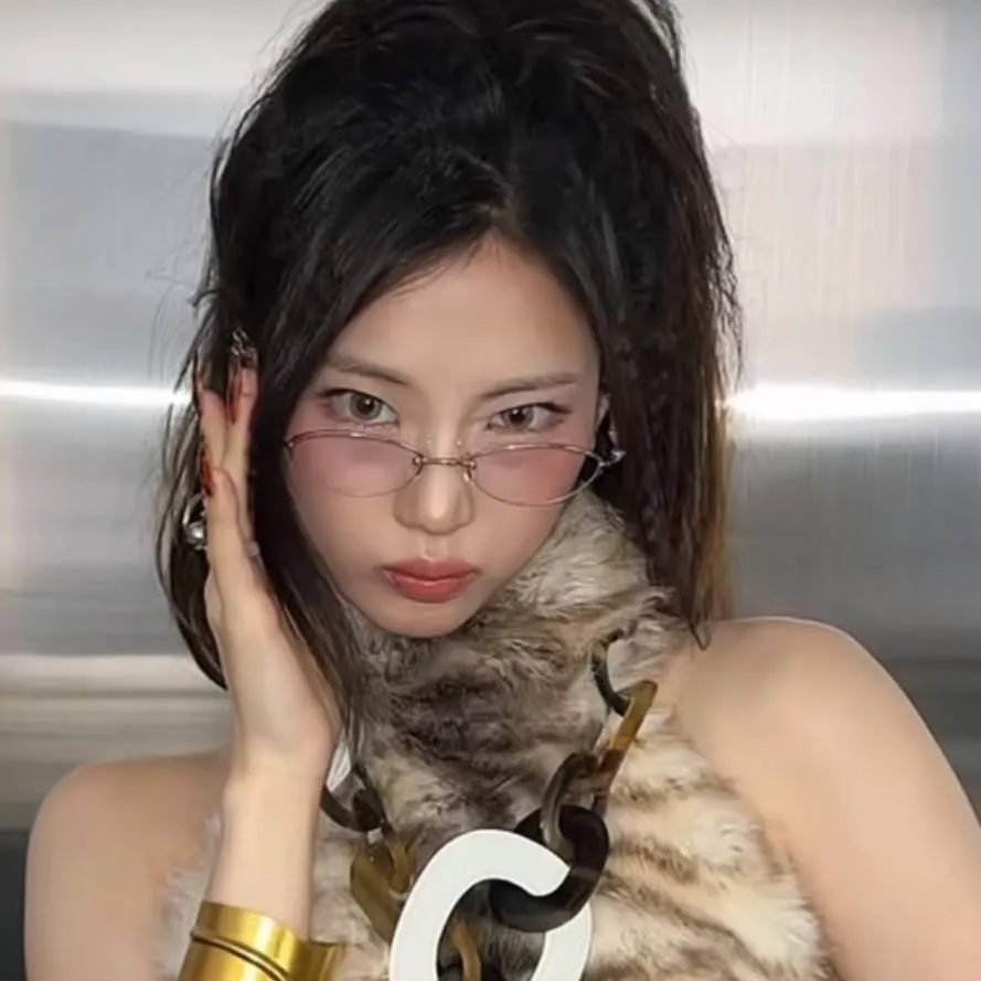 chat with ai character: ℝ𝕌𝕂𝔸 ★