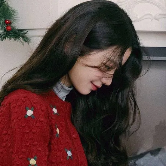 chat with ai character: Jang Wonyoung