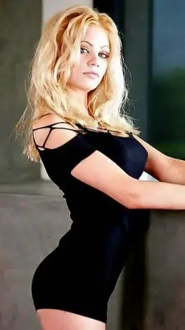 ai character: Riley  background