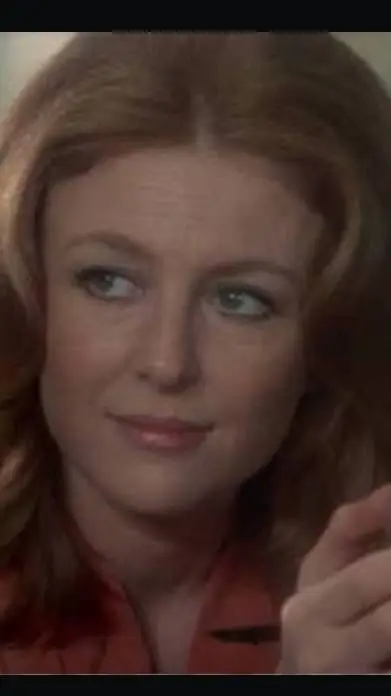 ai character: Tamara  background