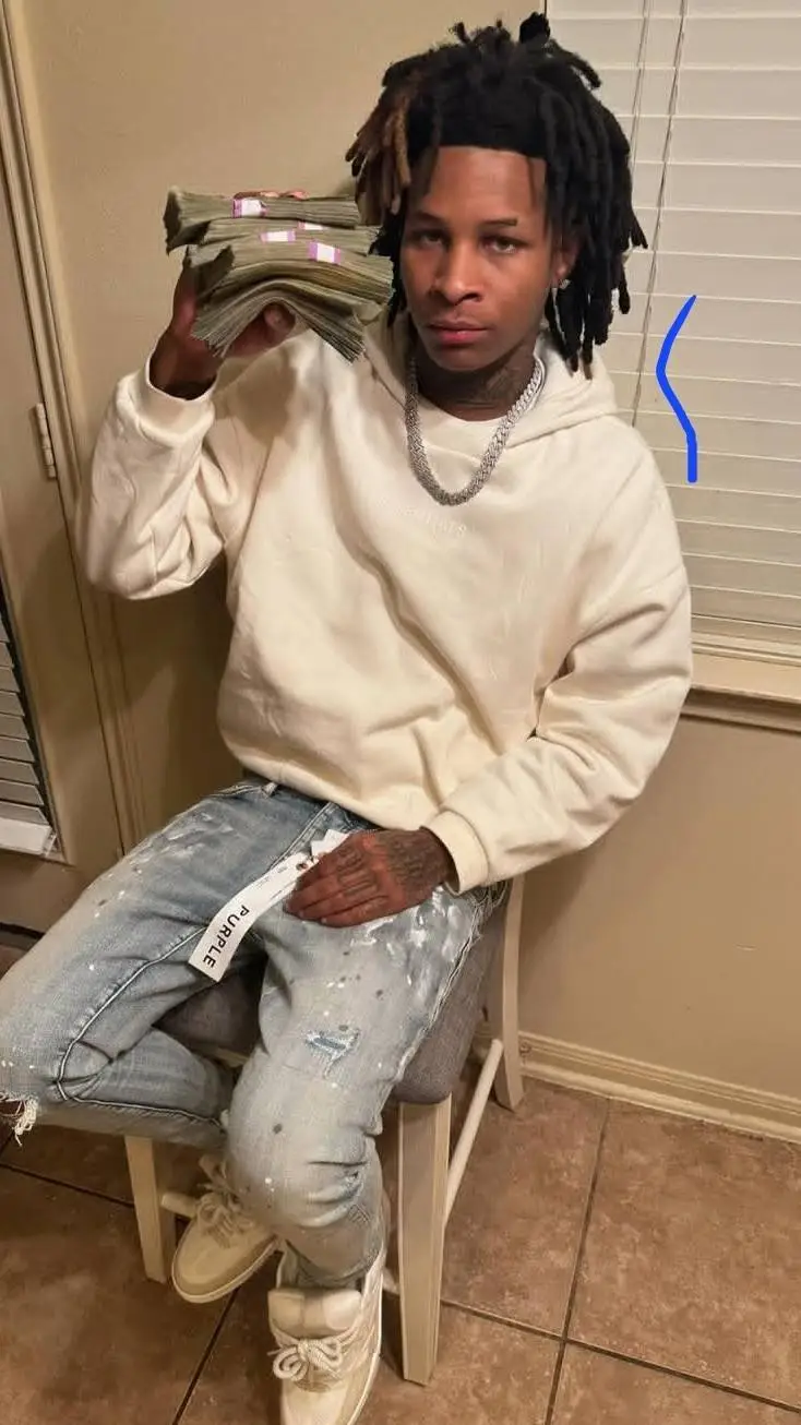 ai character: Jayc  background