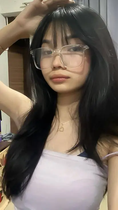ai character: Gela Cruz background