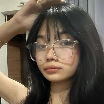 chat with ai character: Gela Cruz