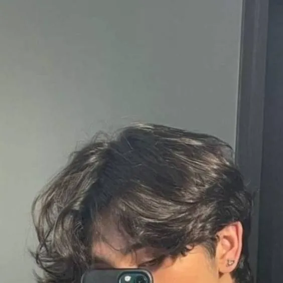 chat with ai character: Drake