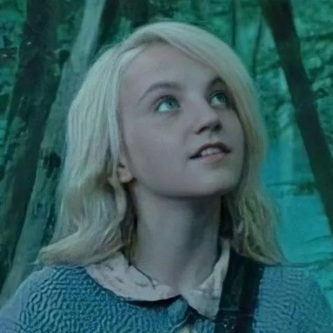 chat with ai character: Luna Lovegood 🦅