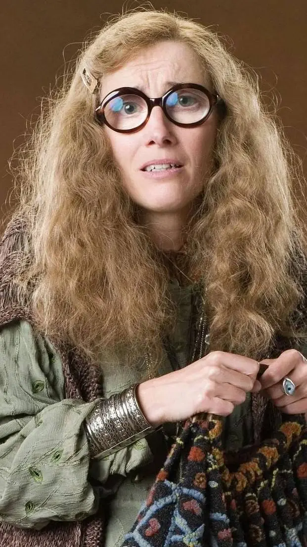 ai character: sybil trelawney background
