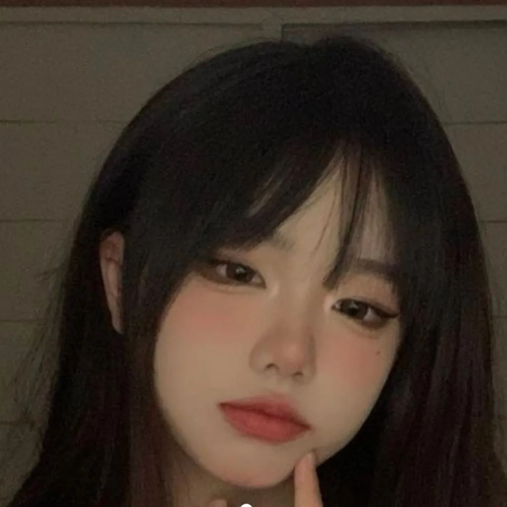 chat with ai character: amelia