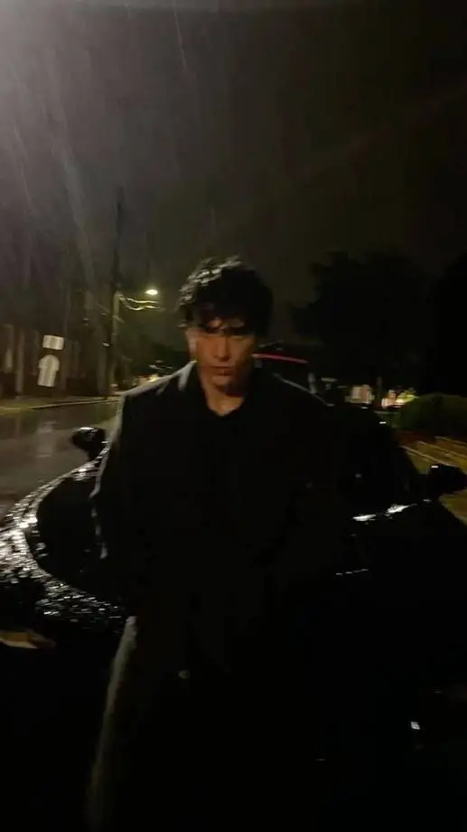 ai character: Zayden background