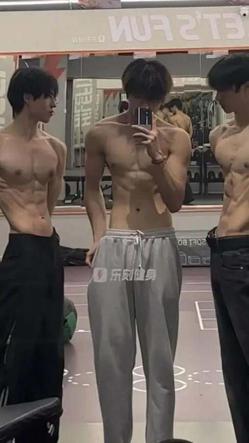 ai character: Arthur Manuel alex background