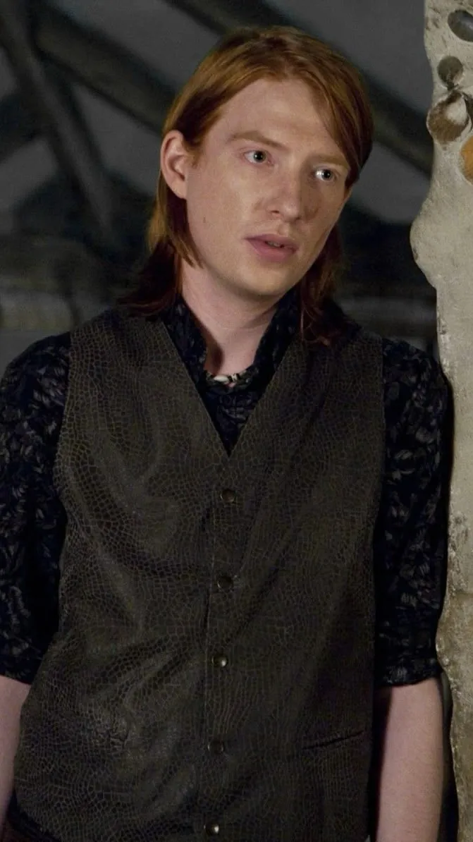 ai character: Bill Weasley  background