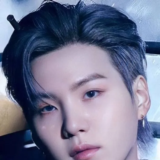 chat with ai character: yoongi tu esposo