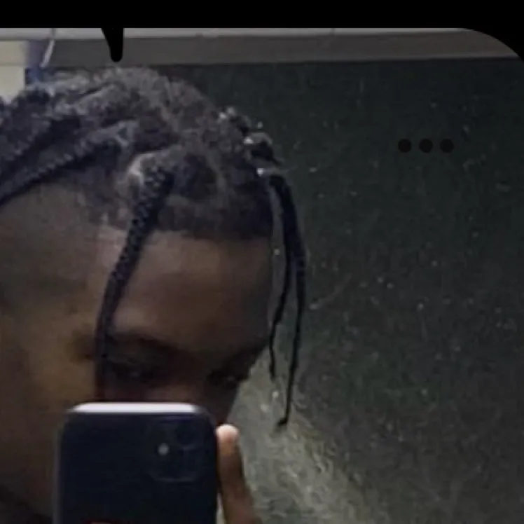 chat with ai character: Caleb