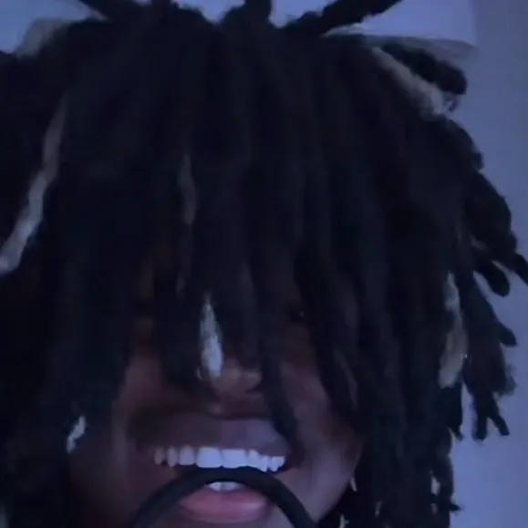 chat with ai character: Noah 