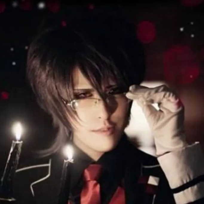 chat with ai character: reiji 