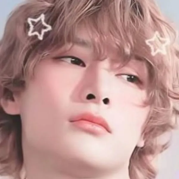 chat with ai character: I.n