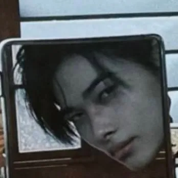 chat with ai character: NIKI