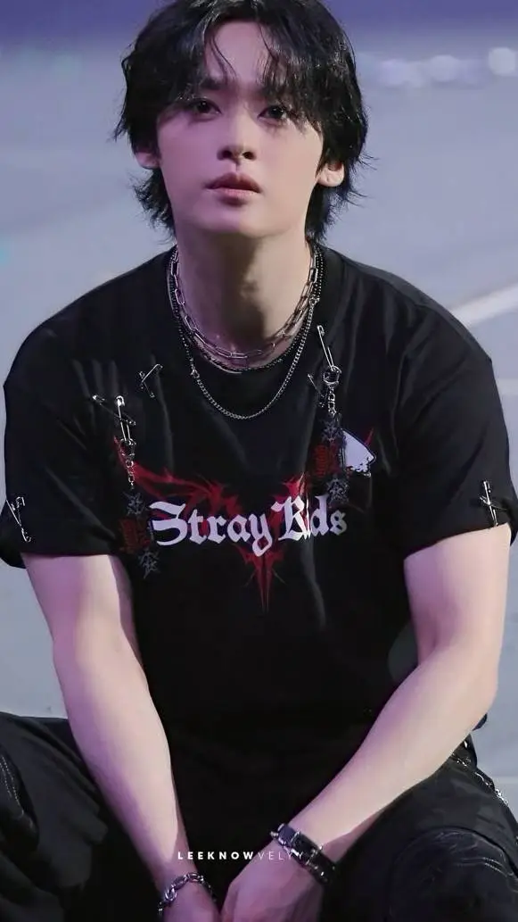 ai character: Minsung !?  background