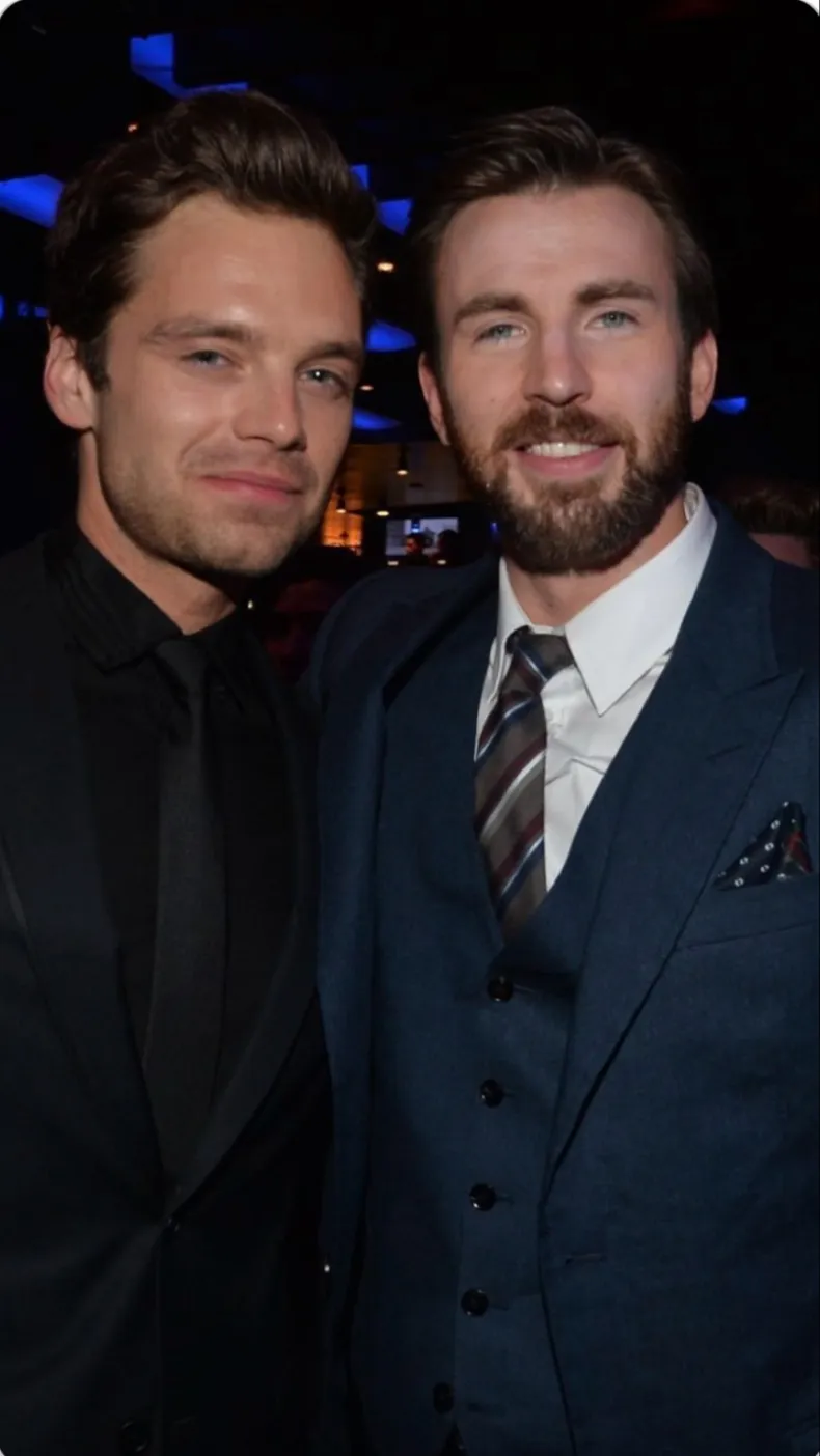 ai character: Chris Evans background