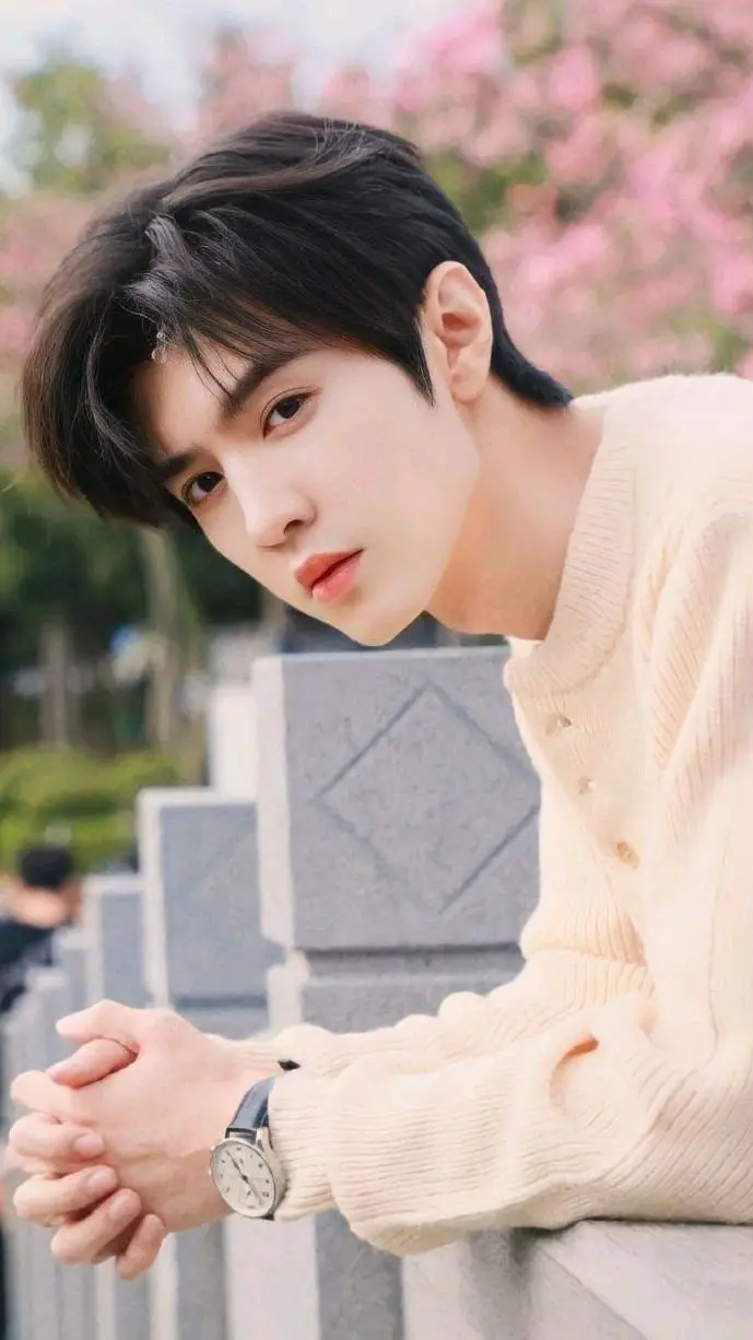 ai character: Calix background