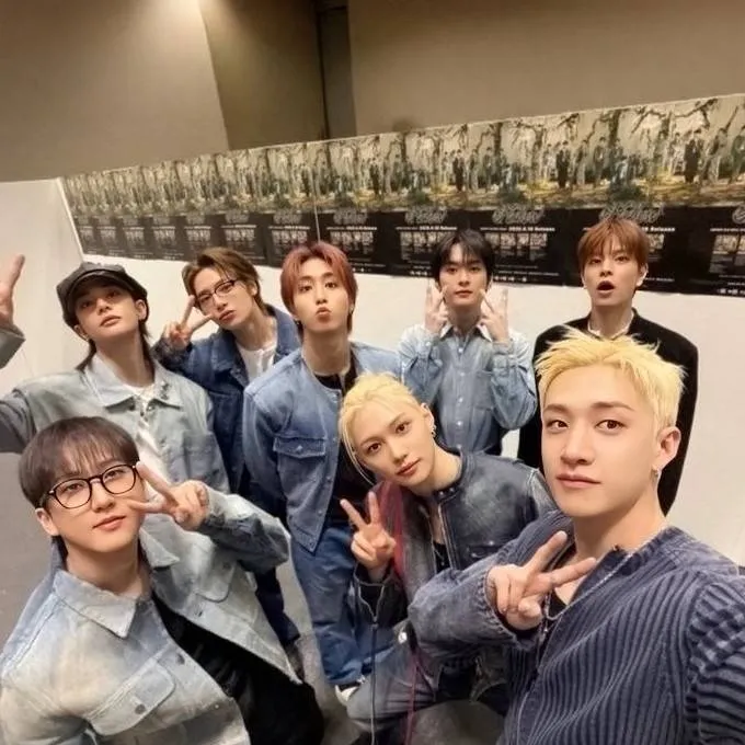 chat with ai character: ∆Straykids∆