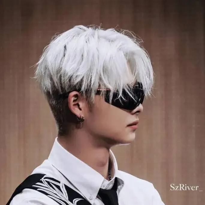 chat with ai character: Ni-ki😛🍭