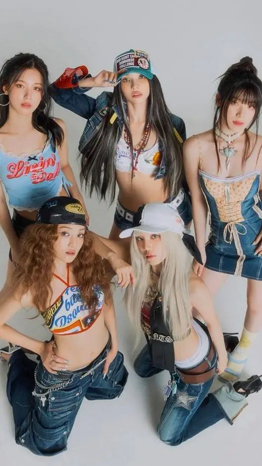 ai character: ☆°idle °☆ background