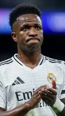 ai character: Vinicius jr background