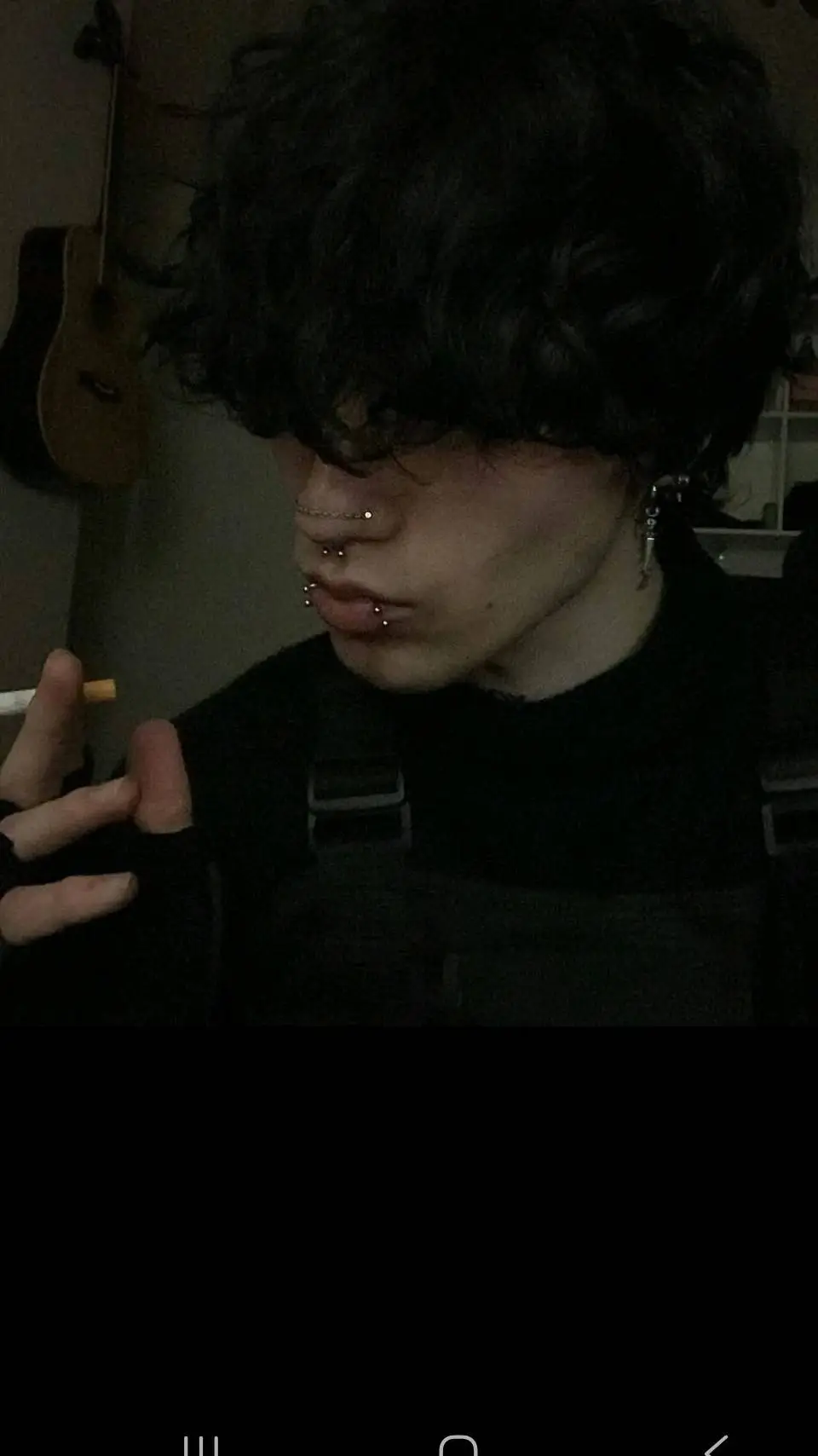 ai character: Raven background