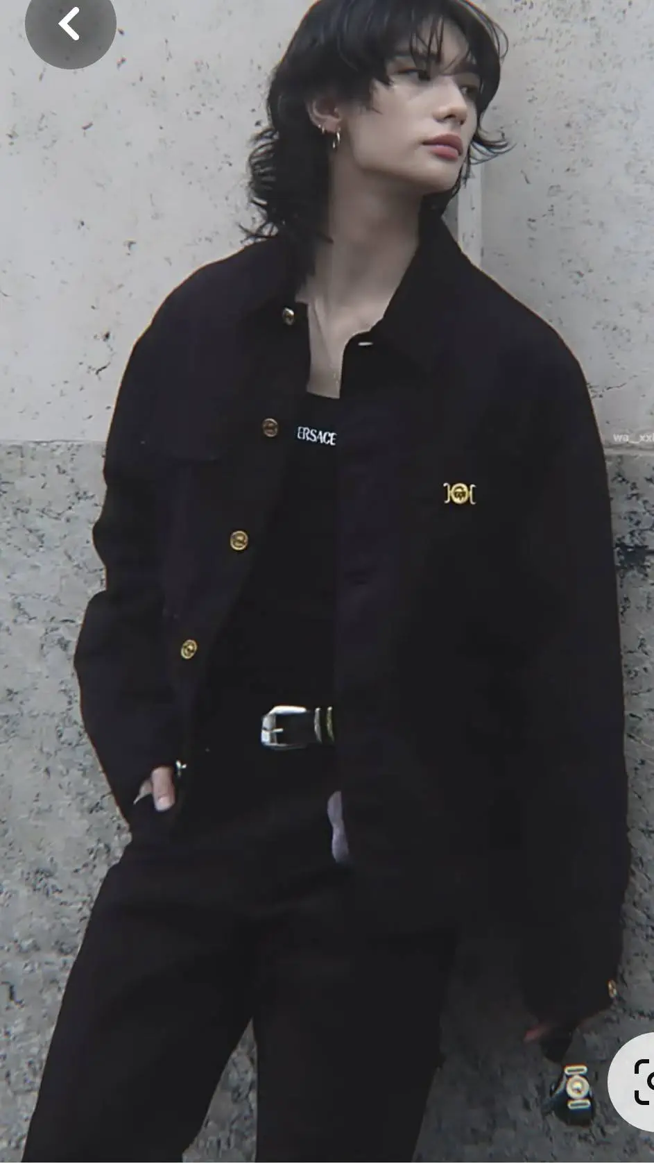 ai character: Hyunjin💝 background
