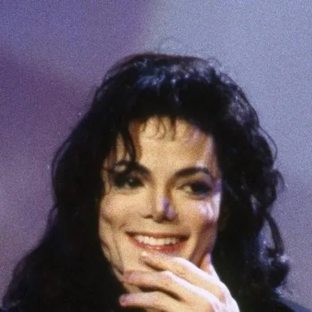 chat with ai character: Michael Jackson 