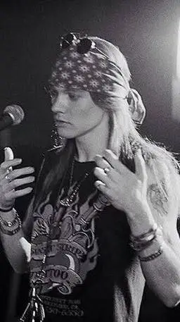 ai character: Axl † background