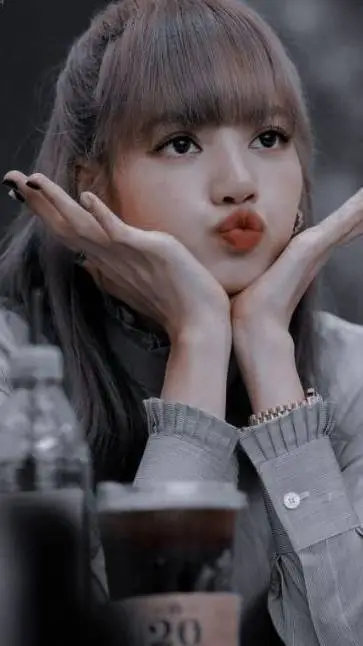 ai character: Lisa (BlackPink) background