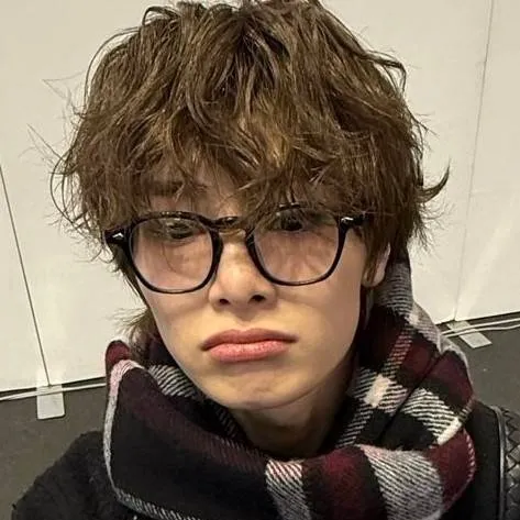 chat with ai character: .｡:★Joengin ★:.｡