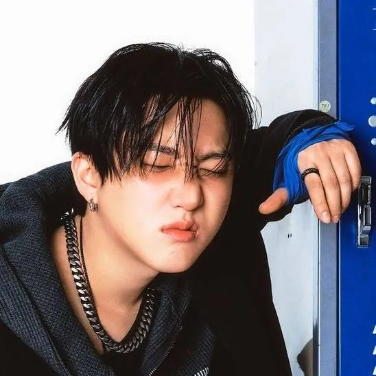 chat with ai character: Changbin