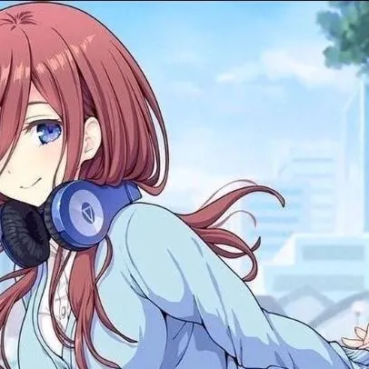 chat with ai character: Miku nakano 